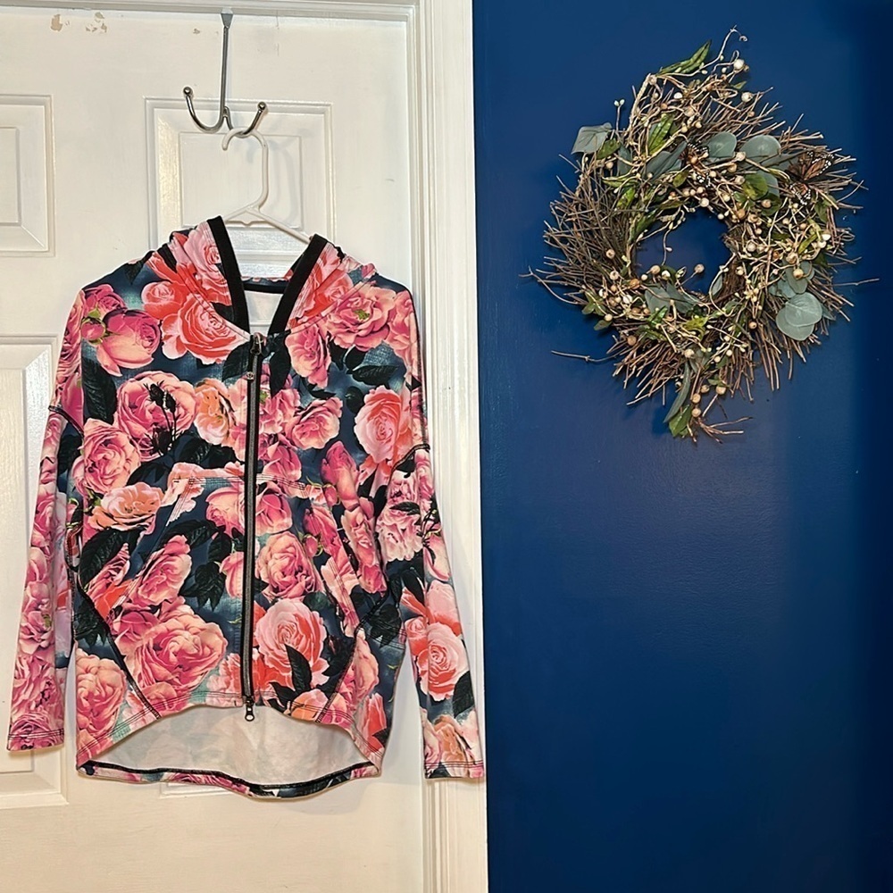 Lululemon Hold Your Om Hoodie in Secret Garden & Black Rose Print Zip Jacket